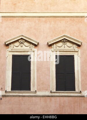 Arched windows in a renaissance palace in Florence, Italy Stock Photo ...