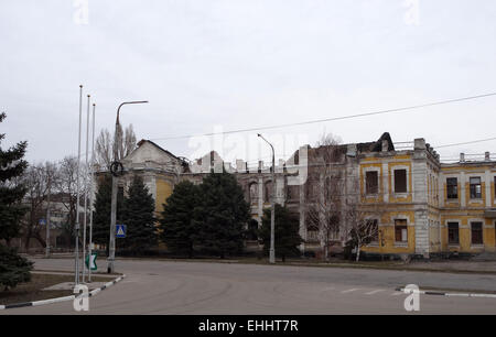 Lisichansk, Ukraine. 12th Mar, 2015. Dilapidated building in the center of Lisichansk -- In the summer of 2014 in the area Lisichansk fierce fighting with pro-Russian separatist formation of 'Ghost', headed by Alexei Mozgovoy. In July, suffering heavy losses, the squad of terrorists left the city. Credit:  Igor Golovnov/Alamy Live News Stock Photo