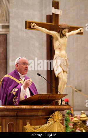 Vatican City St Peter's Basilica 13th March 2015. Pope Francis Celebration of Penance, and announcement Holy Year 2015-2016 Credit:  Realy Easy Star/Alamy Live News Stock Photo