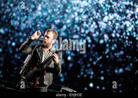 Bogota, Colombia. 13th Mar, 2015. Celeb Followill of the American band 'Kings of Leon', sings during his presentation in the 6th edition of the Estereo Picnic Festival, in Bogota City, capital of Colombia, at the late night of March 13, 2015. Credit:  Jhon Paz/Xinhua/Alamy Live News Stock Photo