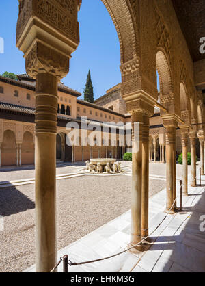 Granada, Alhambra. Patio de los Leones ( Courtyard of the Lions ), Palacios Nazaries, Alhambra, Granada, Andalucia, Spain Stock Photo