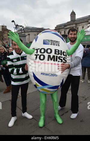 London,UK,15th March 2015 : Hundreds of people attends St Patrick's Day Parade through the streets of London. Irish flags, Irish Dancers and Irish bands made a moving sea of green that paraded from Piccadilly to Whitehall into Trafalgar Square, London. Photo by See Li/Alamy Live News Stock Photo