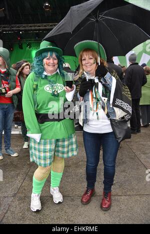 London,UK,15th March 2015 : Hundreds of people attends St Patrick's Day Parade through the streets of London. Irish flags, Irish Dancers and Irish bands made a moving sea of green that paraded from Piccadilly to Whitehall into Trafalgar Square, London. Photo by See Li/Alamy Live News Stock Photo