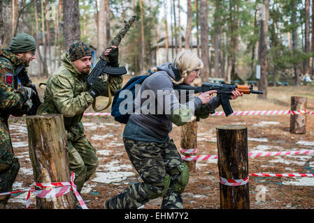 Kiev, Ukraine. 15th Mar, 2015. Volunteers and reserve soldiers are learning basics of city battles at training center 'Patriot', Kyiv, Ukraine. 15 of March, 2015. Credit:  Oleksandr Rupeta/Alamy Live News Stock Photo