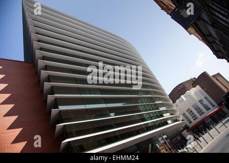 The Curve Theatre, Leicester, a dramatic building, modern architecture Stock Photo