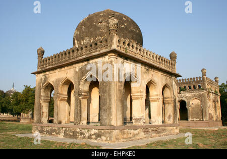 architecture of Qutub Shahi Tombs built in 1500s of seven rulers in ...