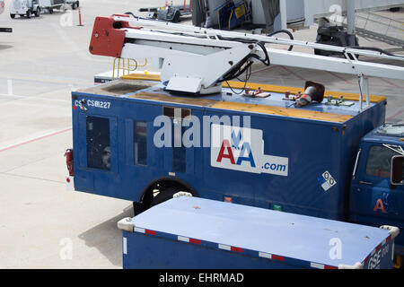 An American Airlines maintenance lorry at Memphis International Airport, Tennessee USA Stock Photo