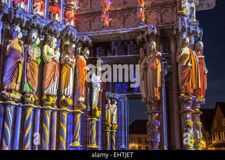 'CHARTRES IN LIGHTS' SHOW AT THE NOTRE-DAME CATHEDRAL OF CHARTRES, (28) EURE-ET-LOIR, CENTRE, FRANCE Stock Photo