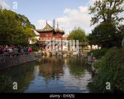 Traditional buildings at the Yuyuan Gardens in Shanghai, China Stock Photo