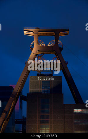 Shaft tower 12 UNESCO world heritage site Zeche Zollverein in Essen Katernberg in the evening, Ruhrgebiet, Germany Stock Photo