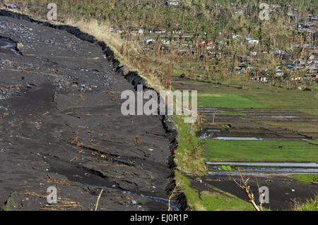 Super Typhoon Durian caused huge volcanic ash mudslides from Mayon Volcano, Albay Province,Central Philippines, 30 November 2006 Stock Photo