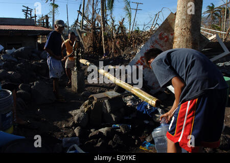 Super Typhoon Durian caused huge volcanic ash mudslides from Mayon Volcano, Albay Province,Central Philippines, 30 November 2006 Stock Photo