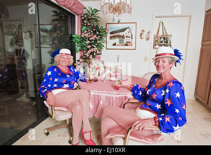 SUN CITY, AZ - JULY 1: Residents of Sun City retirement community participate in activities in Sun City, Arizona in July, 1997. Stock Photo