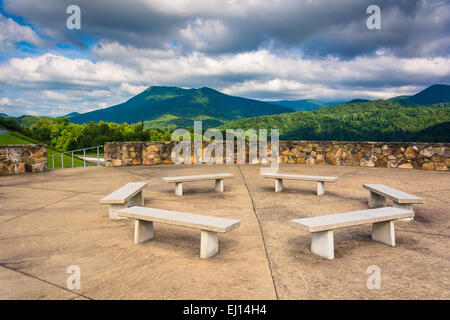 Benches and views of the Appalachian Mountains from Bald Mountain Ridge scenic overlook along I-26 in Tennessee. Stock Photo
