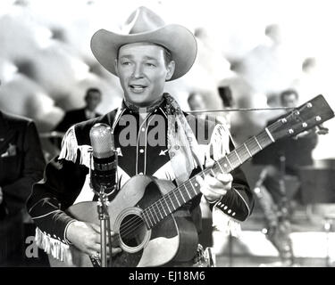 ROY ROGERS (1911-1998) US singer and cowboy actor about 1950 Stock Photo