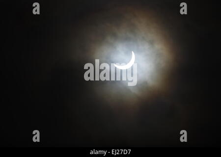 Swindon, Wiltshire, UK. 20th Mar, 2015. Friday, 20th March 2015. A partial solar eclipse taken from Swindon, Wiltshire, UK. Credit:  Anna Stowe/Alamy Live News Stock Photo