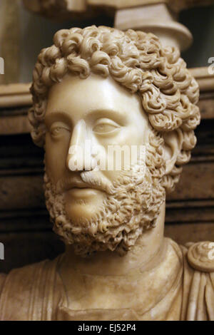 Commodus (161-192 AD). Roman emperor (177-192 AD). Nerva-Antonine ...