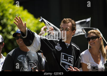 Jarret Stoll and Girlfriend Erin Andrews at LA Kings 2014 Stanley