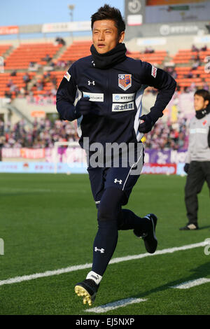 Ryuji Bando (Ardija),  MARCH 21, 2015 - Football /Soccer :  2015 J2 League match  between Omiya Ardija 2-1 Kyoto Sanga  at Nack5 Stadium Omiya, Saitama, Japan.  (Photo by YUTAKA/AFLO SPORT) [1040] Stock Photo