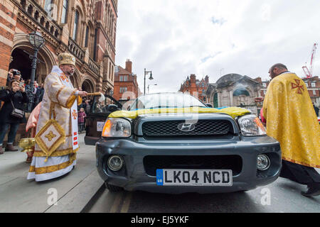 Ukrainian community in UK held the celebration of blessing three cars outside Ukrainian Catholic Church in London.The cars and necessary equipment have been bought for the donations raised by London Euromaidan. 22nd Mar, 2015. © Velar Grant/ZUMA Wire/ZUMAPRESS.com/Alamy Live News Stock Photo