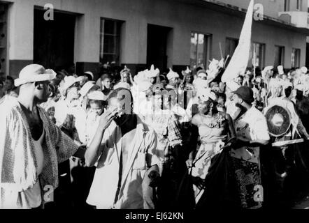 AJAXNETPHOTO - 1956. ST.GEROGES, GRENADA, WEST INDIES. - CARNIVAL PARADE, ST GEORGES.. PHOTO; REG CALVERT/AJAX  ©AJAX NEWS & FEATURE SERVICE/REG CALVERT COLLECTION    REF:1956 BW009 Stock Photo