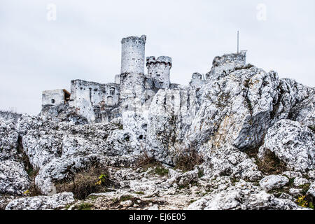 The old castle ruins of Ogrodzieniec fortifications, Poland. Stock Photo
