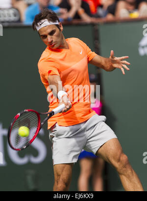 Los Angeles, California, USA. 22nd Mar, 2015. Federer of Switzerland in action against Novak Djokovic of Serbia during the men singles final of the BNP Paribas Open tennis tournament on Sunday, March 22, 2015 in Indian Wells, California. Djokovic won 6-3, 7-6, 6-2. Credit:  Ringo Chiu/ZUMA Wire/Alamy Live News Stock Photo