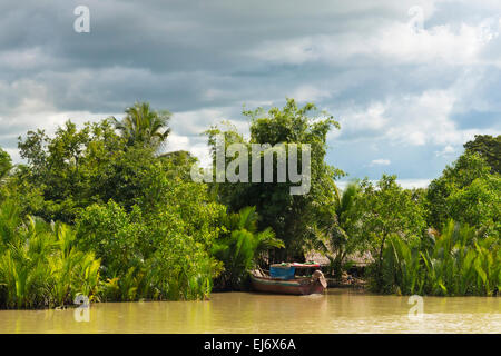 Scenery along the Kaladan River, between Sittwe and Mrauk-U, Rakhine State, Myanmar Stock Photo