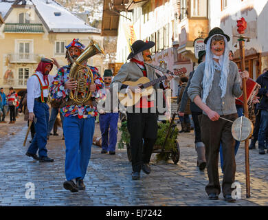 Fasching carnival with musicians and Maschkera, Mittenwald, Werdenfelser Land, Upper Bavaria, Bavaria, Germany Stock Photo