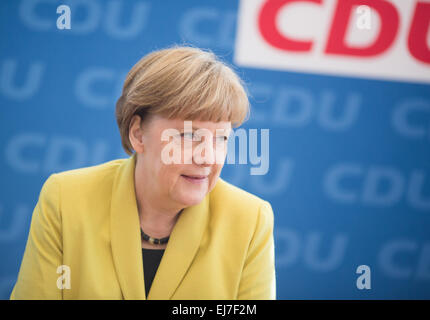 Berlin, Germany. 23rd Mar, 2015. German chancellor Angela Merkel (CDU) smiles prior to the CDU board meeting in Berlin, Germany, 23 March 2015. Photo: Lukas Schulze/dpa/Alamy Live News Stock Photo