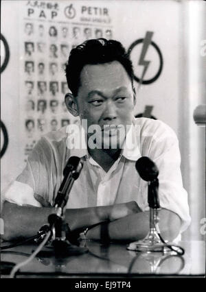 LEE KUAN YEW (16 September 1923 - 23 March 2015), was a Singaporean politician. He became the first Prime Minister of Singapore in 1959, and governed for three decades. He is recognised as the founding father of modern Singapore, and the only leader known to bring an entire country from third world to first world status in a single generation. PICTURED: Jun 6, 1959 - Singapore - LEE KUAN YEW speaks during a People's Action Party press conference after the PAP won 43 of the 51 seats in the legislative assembly. © Keystone Pictures USA/ZUMAPRESS.com/Alamy Live News Stock Photo