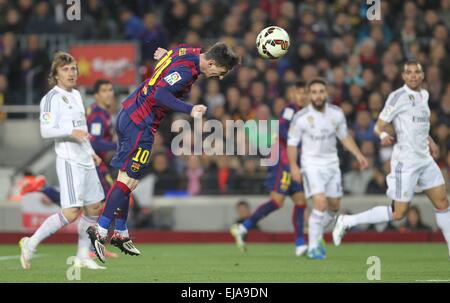 Nou Camp, Barcelona, Spain. 22nd Mar, 2015. La Liga soccer match between FC Barcelona and Real Madrid CF, at the Camp Nou stadium in Barcelona, Spain. Lionel Messi (barcelona) with a rare header on goal Credit:  Action Plus Sports/Alamy Live News Stock Photo