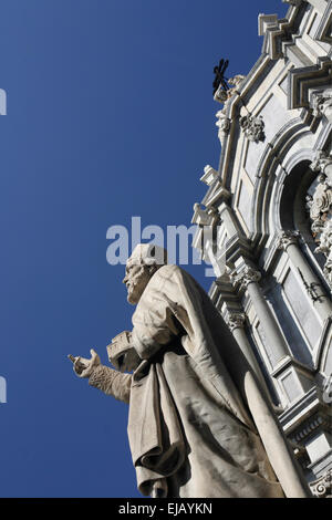 the Dom Sant Agata at the Piazza del Duomo in the old Town of Catania ...