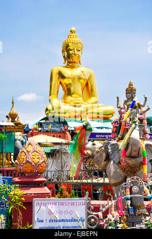 hand of buddha statue ancient golden in the Thai temple Stock Photo - Alamy