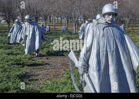 Combat Soldiers sculpture at The Korean War Memorial in Washington, DC ...