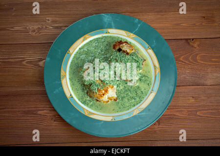 Merluza en salsa verde Stock Photo