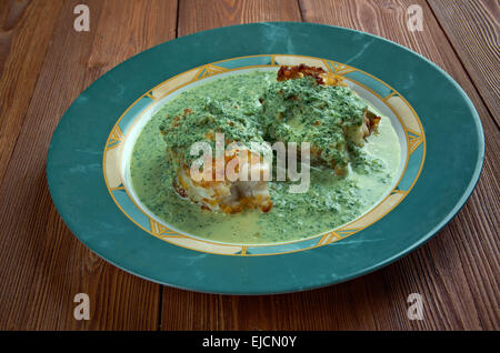 Merluza en salsa verde Stock Photo