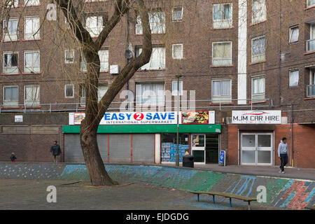 Main concourse of the Grahame Park Estate, Hendon, London Stock Photo