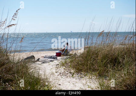 dauphin island single men Compiled by frances young, dauphin island, al coming upon a large pile of bones (possibly sixty men or women), iberville named the indian mound park, a ceremonial ground pre-dating white man, never explored by archeologists. dauphin island single men Compiled by frances young, dauphin island, al coming upon a large pile of bones (possibly sixty men or women), iberville named the indian mound park, a ceremonial ground pre-dating white man, never explored by archeologists.