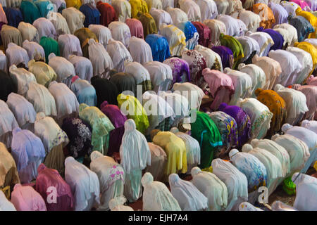 Pilgrims praying in Istiqlal Mosque during Ramadan, Jakarta, Indonesia Stock Photo