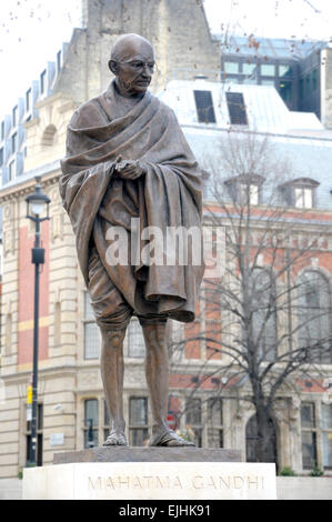 London, England, UK. Statue of Mahatma Gandhi, Parliament Square. (2015: Philip Jackson) Stock Photo
