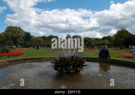 A Fountain in St. Stephen's Green in city center, Dublin Stock Photo