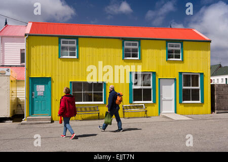 South Atlantic, Falklands, Port Stanley, Philomel St, yellow and green painted house front Stock Photo