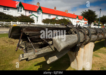 Falklands, Port Stanley, Victory Green, original mast of Brunel’s SS Great Britain Stock Photo