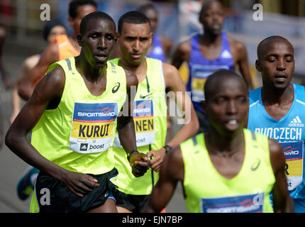 Prague, Czech Republic. 28th Mar, 2015. Runners of 17th Prague International Half Marathon 2015 compete in Prague, Czech Republic, on Saturday, March 28, 2015. © Michal Krumphanzl/CTK Photo/Alamy Live News Stock Photo