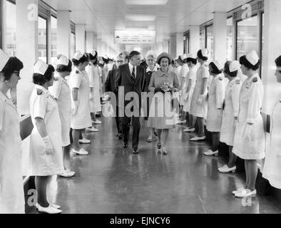 queen hospital visits alamy leighton million elizabeth