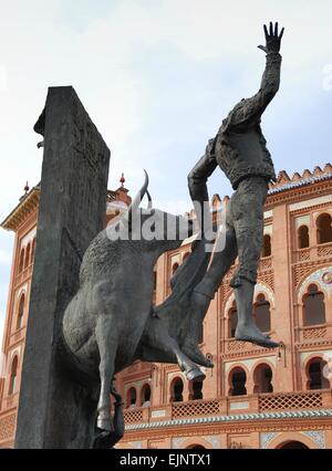 Statue of bull fighter outside Las Ventas bullring, Madrid, Spain Stock Photo