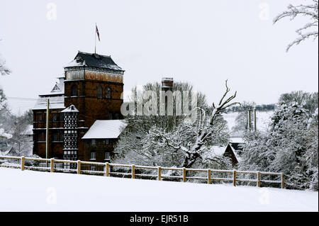 Hook Norton Brewery in the Snow Stock Photo