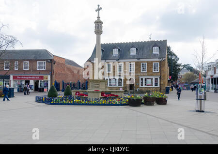 The Square in Market Harborough including the war memorial and Market Harborough Building Society office Stock Photo