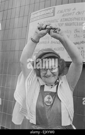 Dancing granny Jenny Gorman shows of her some of her moves. 6th May ...